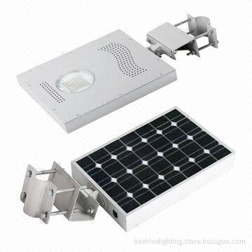 Solar LED Garden Lights with 8W Power, All-in-one Integrated, 12 Hours Discharge Time Full Power
